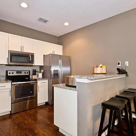 Great And Practical Townhouse In Gated Community, Sleeps 6 10 Min To Disney! Orlando Extérieur photo