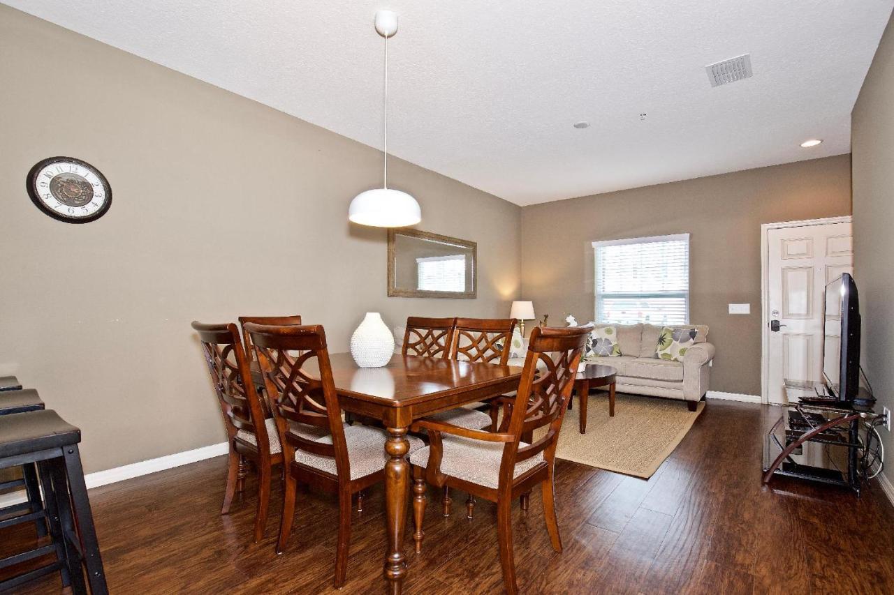 Hébergement de vacances Great And Practical Townhouse In Gated Community, Sleeps 6 10 Min To Disney! *